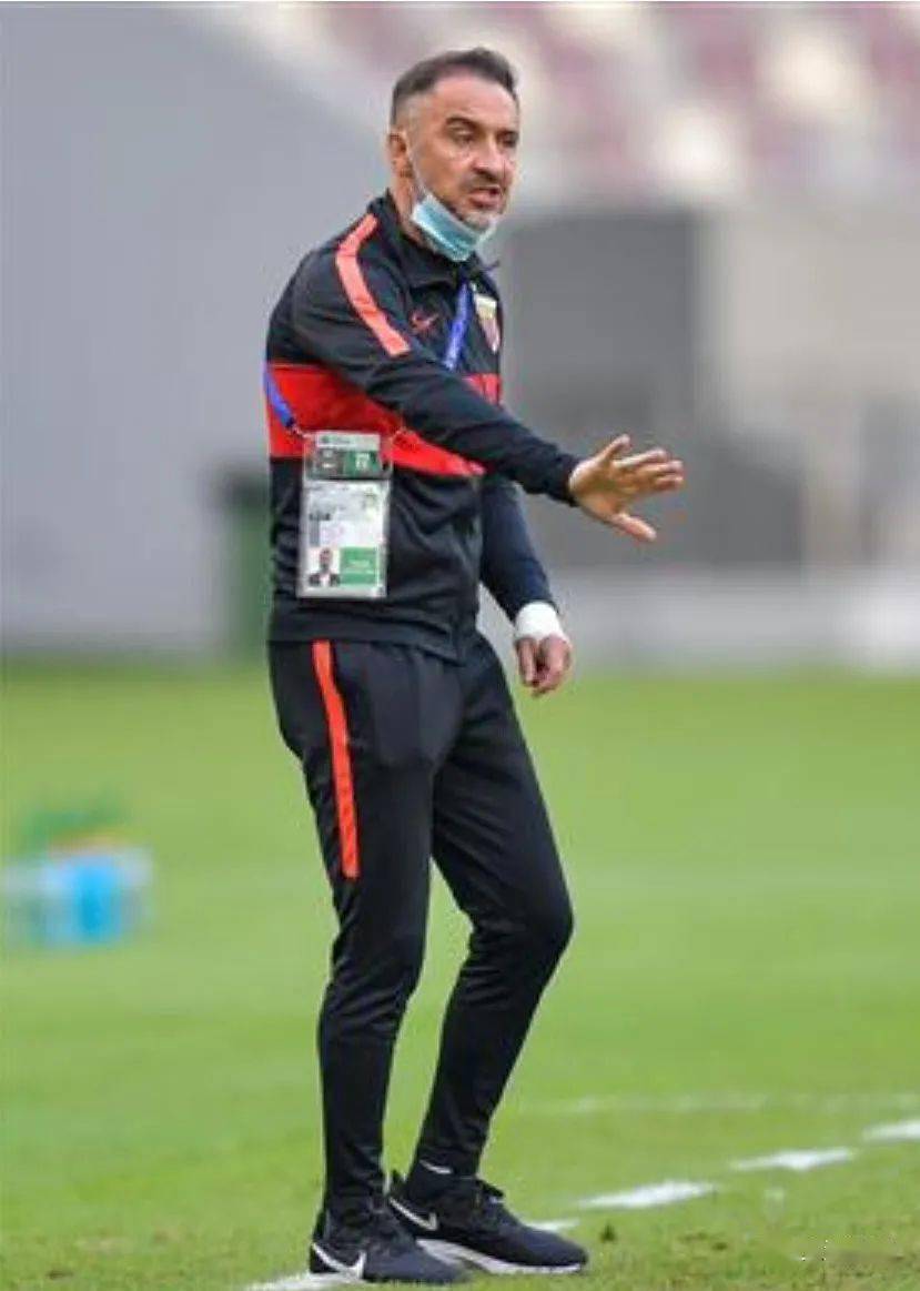 赛后上海久事内部沟通：NBA总决赛节点到来，压力陡增，赛程密集仍需轮换的简单介绍